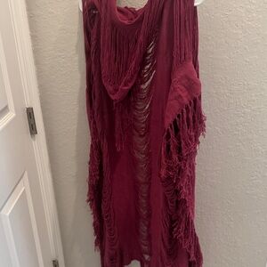 Elegant Burgundy Fringe Cape